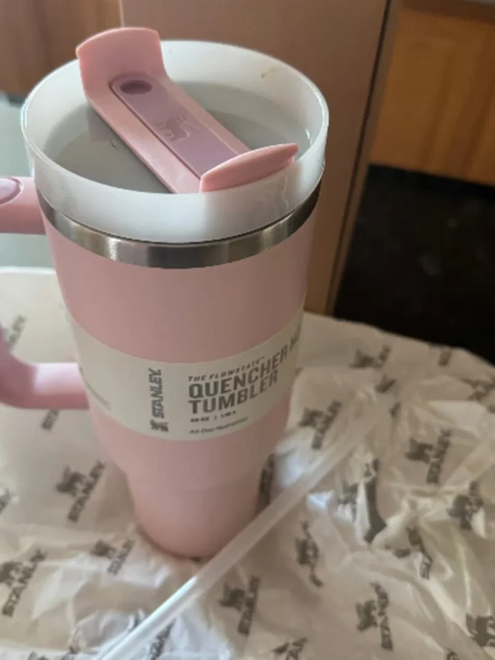 Stanley The Quencher H2.0 Flowstate 40oz Tumbler - Pink - New in Box - Picture 3 of 4